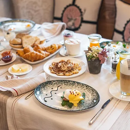 Schlosshotel Hotel