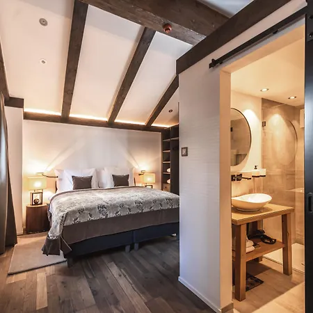Schlosshotel 4*