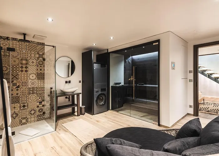 Schlosshotel Szálloda 4*