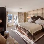 Schlosshotel