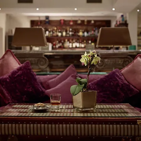 מלון Schlosshotel