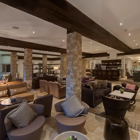 מלון Schlosshotel צרמט