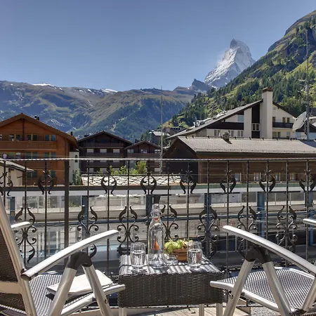 מלון Schlosshotel 4*