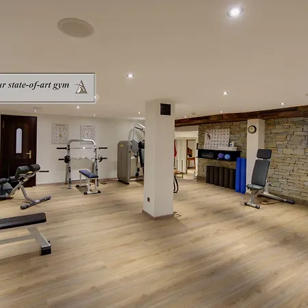 מלון Schlosshotel 4*