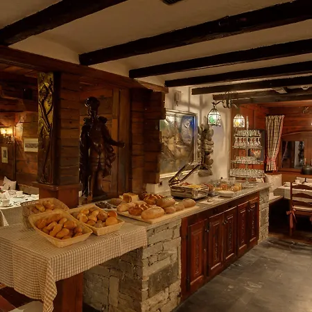 Schlosshotel צרמט