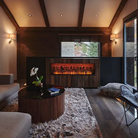 Schlosshotel 4* צרמט