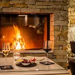 Schlosshotel Hotel