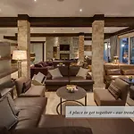 Schlosshotel 4*